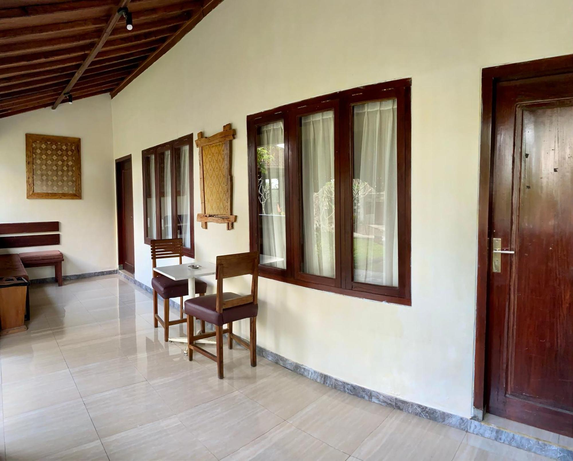 Kampoeng Joglo Ijen Villa