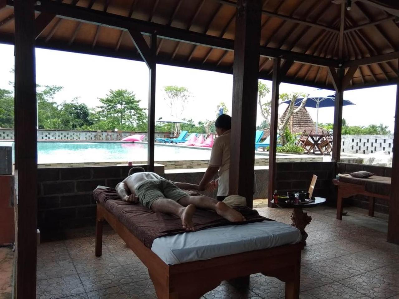Kampoeng Joglo Ijen Villa Banyuwangi (East Java)
